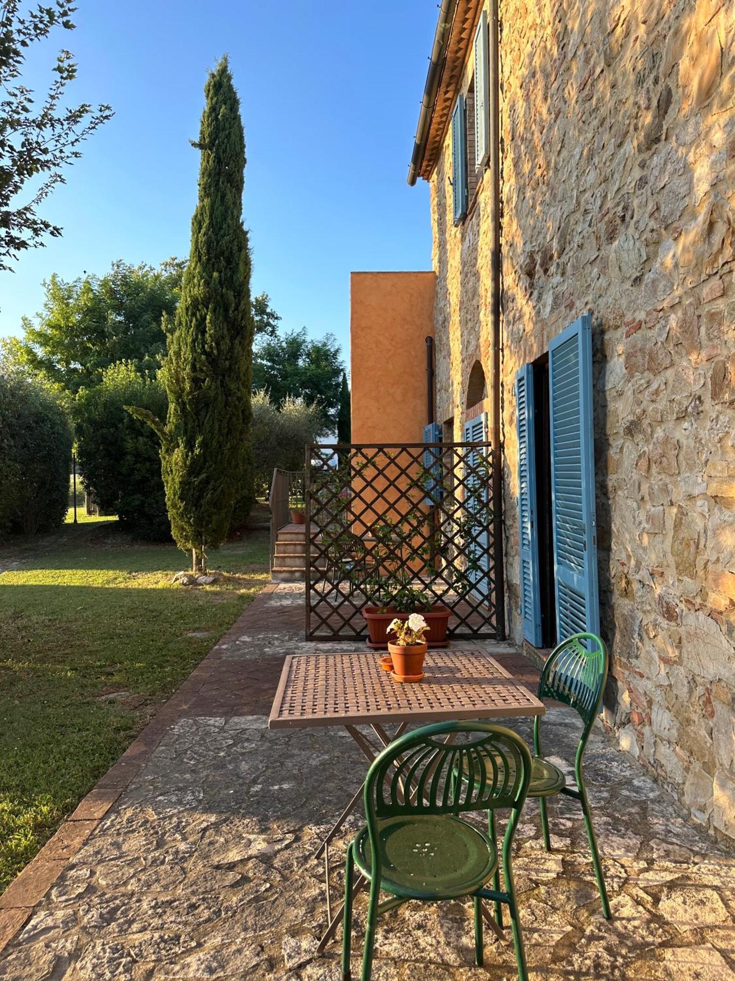 Borgo Tignano Apartment Casole dʼElsa Exterior foto