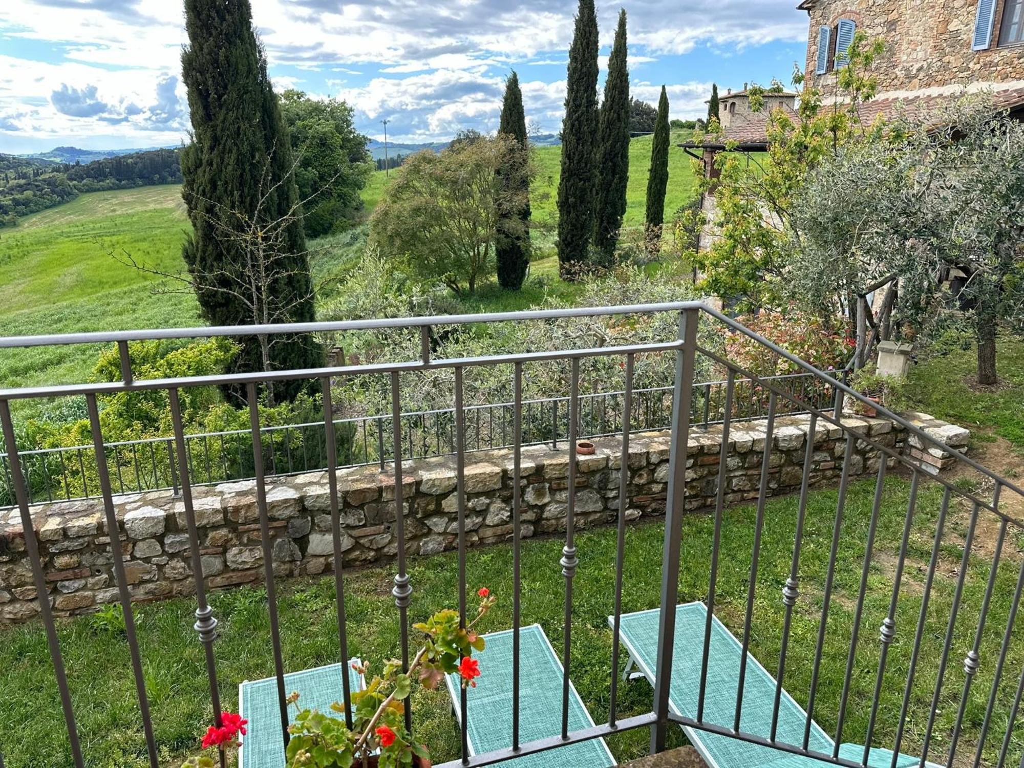 Borgo Tignano Apartment Casole dʼElsa Exterior foto